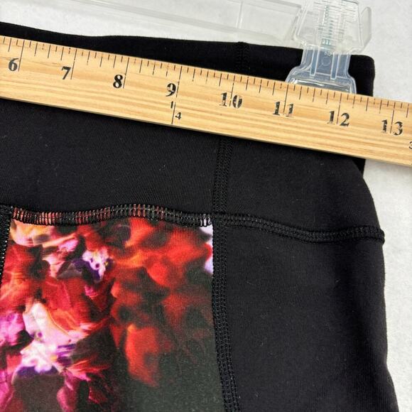 Lululemon Ankle Leggings Size 4 Black Floral Print Front Leg Panels - Picture 8 of 10